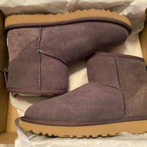 Ugg classic mini